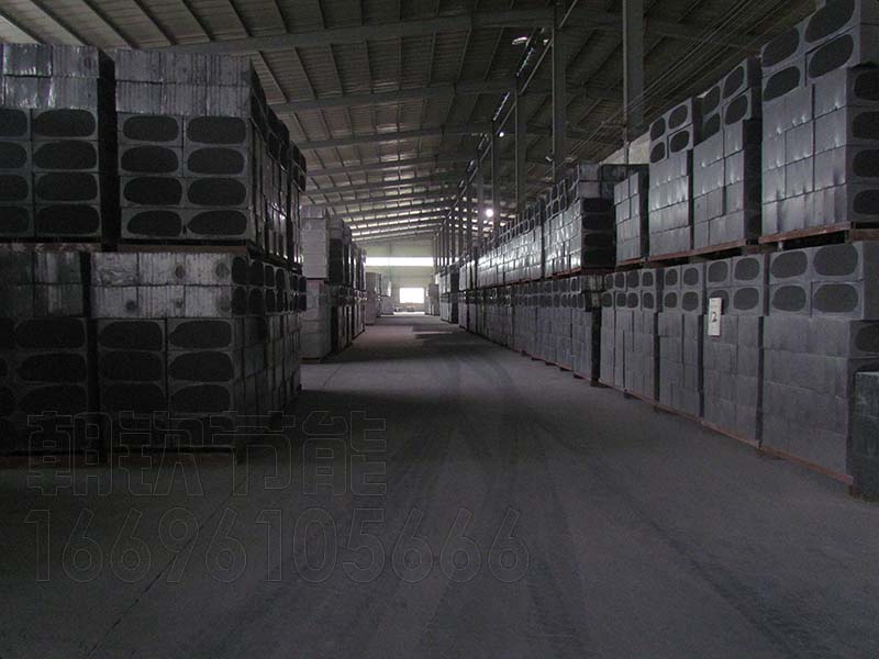 石墨改性水泥基保溫板